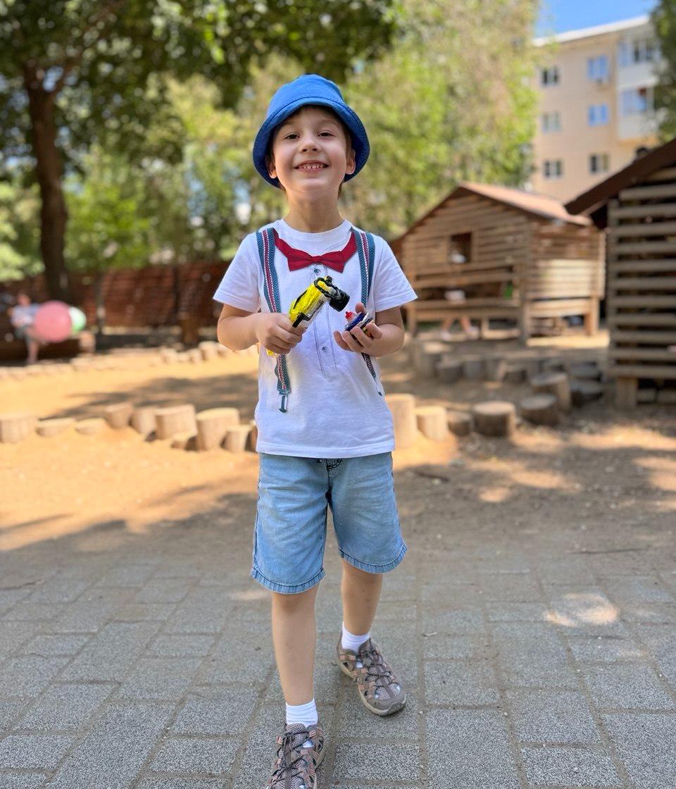 Лев Ходырев