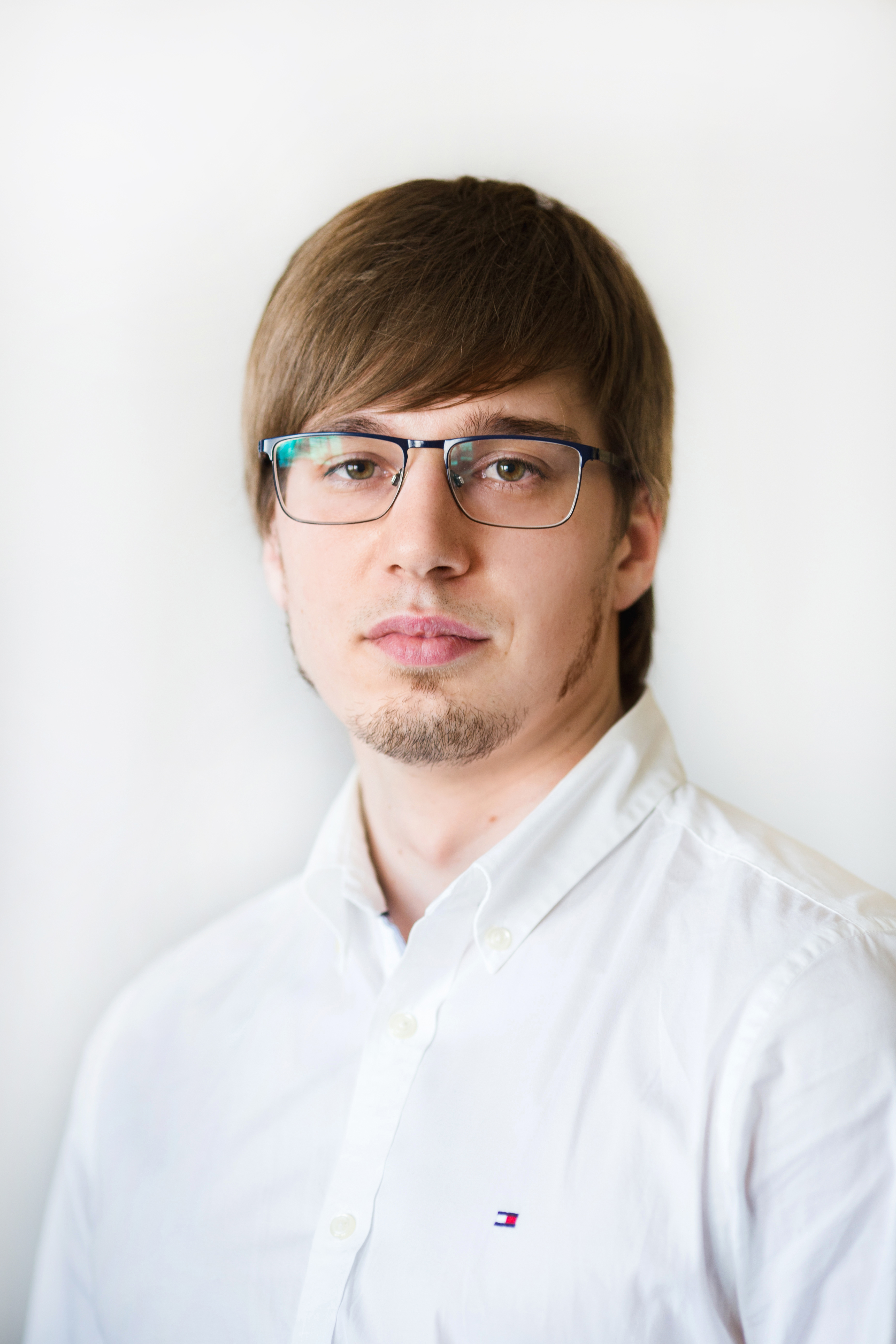 Максим Ходырев